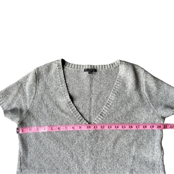 Eileen Fisher Women’s Wool Silk Nylon Blend Vneck Short Sleeve Sweater, Medium - Picture 9 of 10